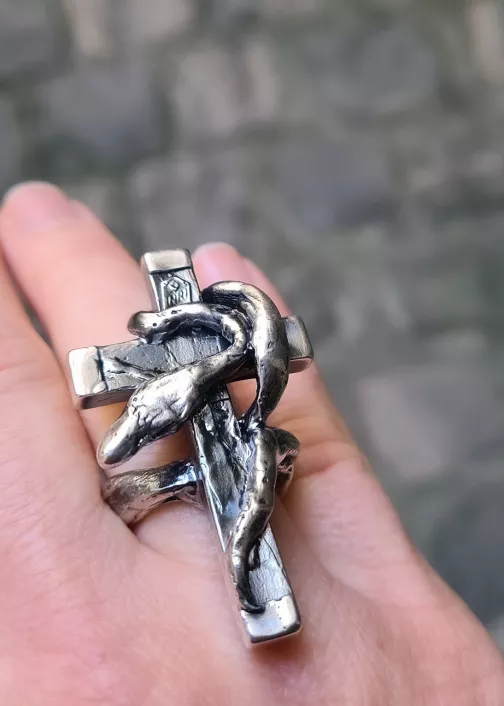 Andres Serrano - Bijou