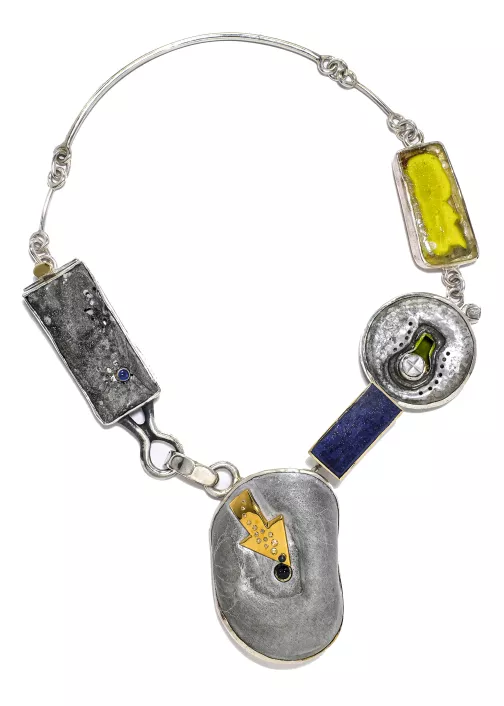 Cardinali-Collier-BLEU_GARDENIA-HD2-©A.Schinco