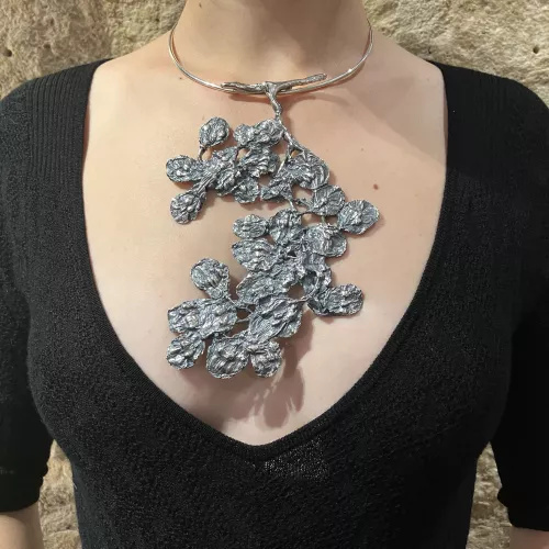 MSD-Collier-Corinthe-ON