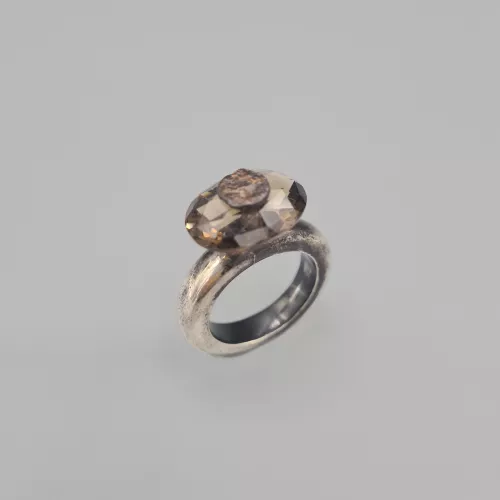 Jonemann-Bague-QuartzFume